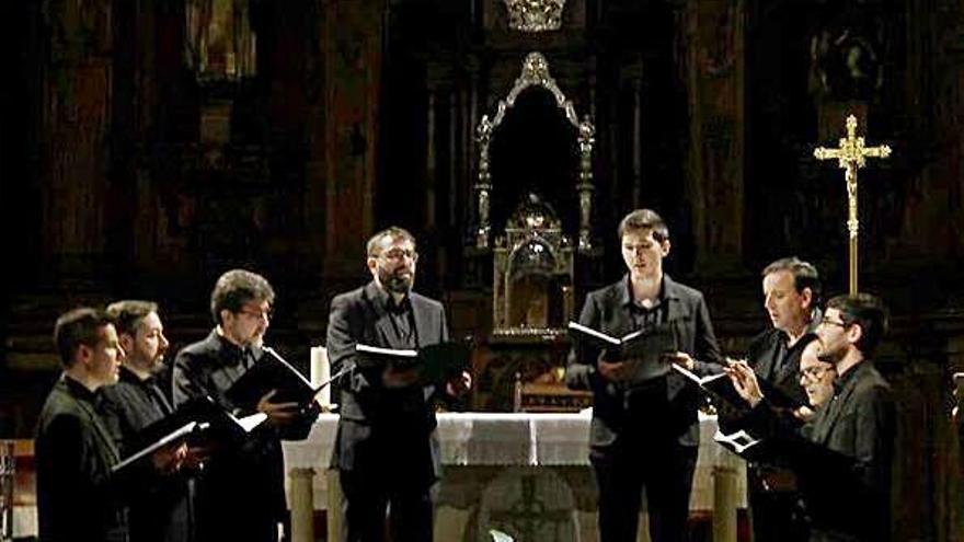 La Schola Cantorum de Zamora en una actuación.