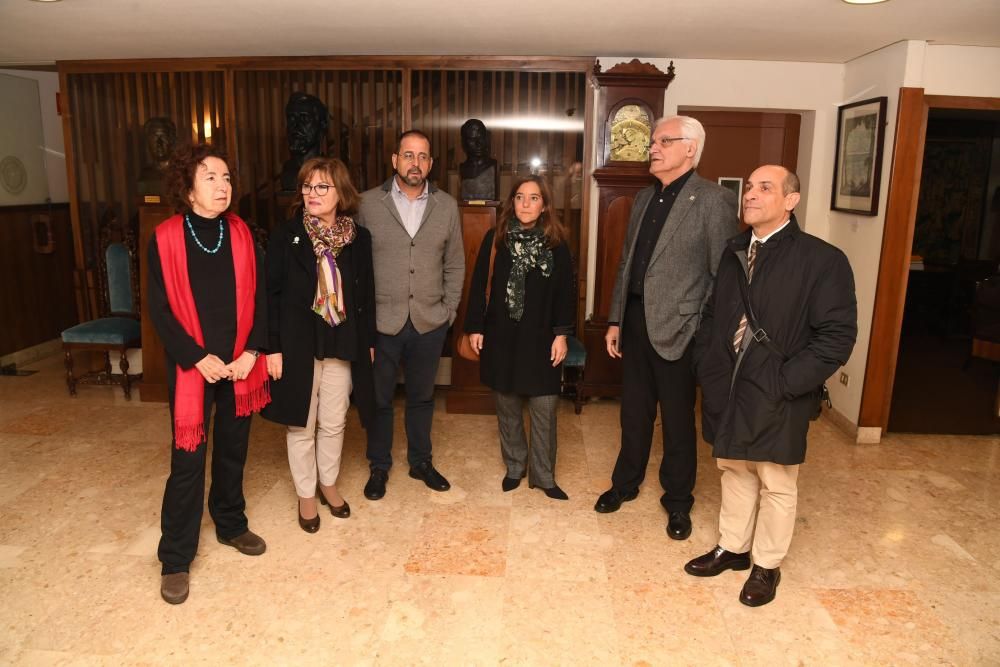 Inés Rey visita a Real Academia Galega