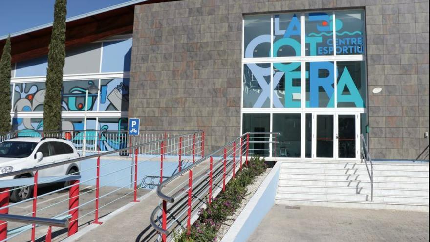 La Piscina de La Cotxera alberga las asctividades de natación de las Escuelas Municipales de Educación Deportiva (EMID).