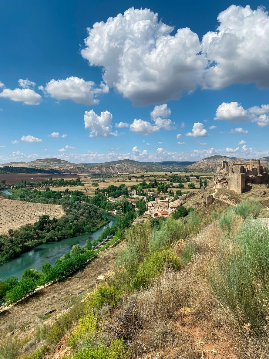 Río Tajo a su paso por Zorita de los Canes, Guadalajara, España.
