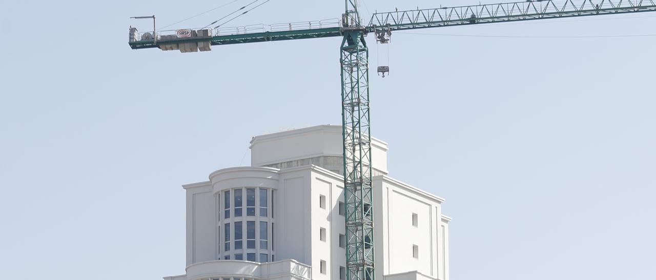 ESTADO ACTUAL DE LAS OBRAS DE LA FUTURA CIUDAD DE LA JUSTICIA DE VIGO, QUE SE ENCUENTRAN YA MUY AVANZADAS.
