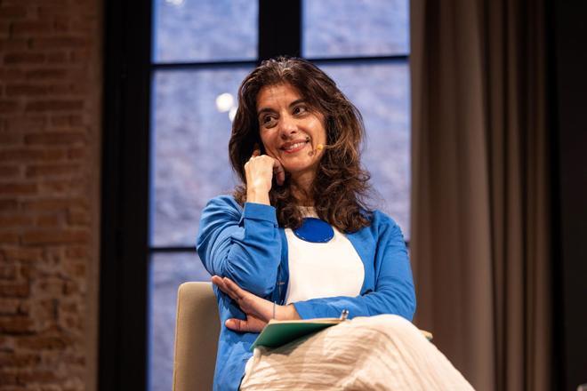 Sanam Naraghi Anderlini, activista iraní: "La presión de EEUU a Irán ha afectado más a la sociedad civil que al régimen"