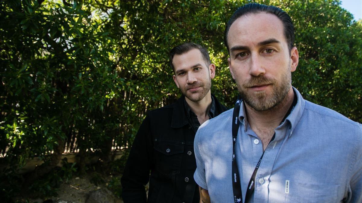 Los directores y actores Aaaron Moorhead y Justin Benson, coautores de la película 'The Endless'.