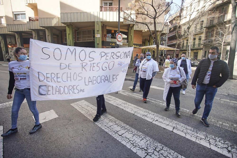 Concentració davant MC Mutual per reclamar que reconegui la Covid com a accident laboral