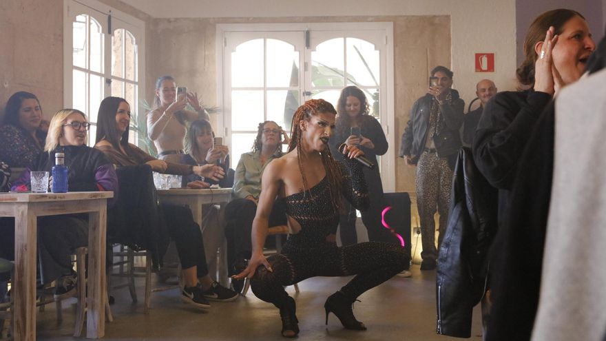 Wilde Party für die Freiheit: Das erwartet Sie beim Drag Brunch Mallorca