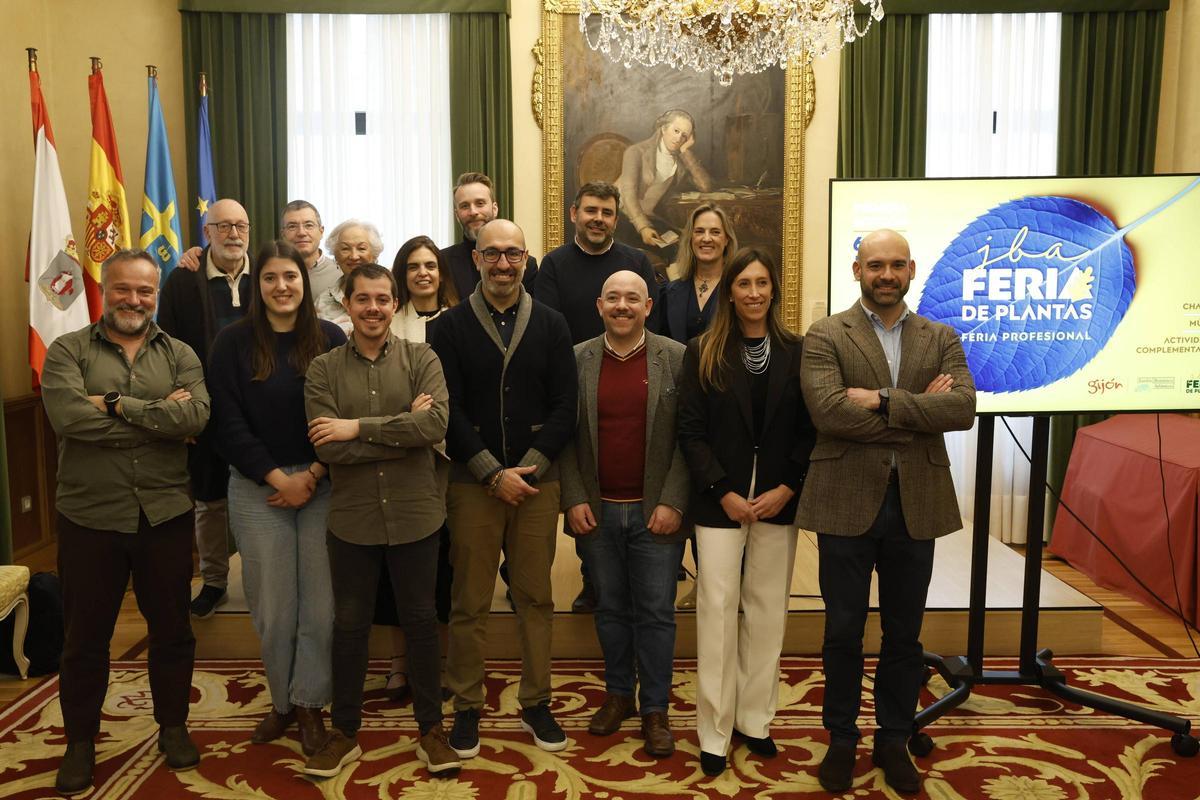 La presentación de la primera Feria de Plantas, esta mañana, en el Ayuntamiento de Gijón.
