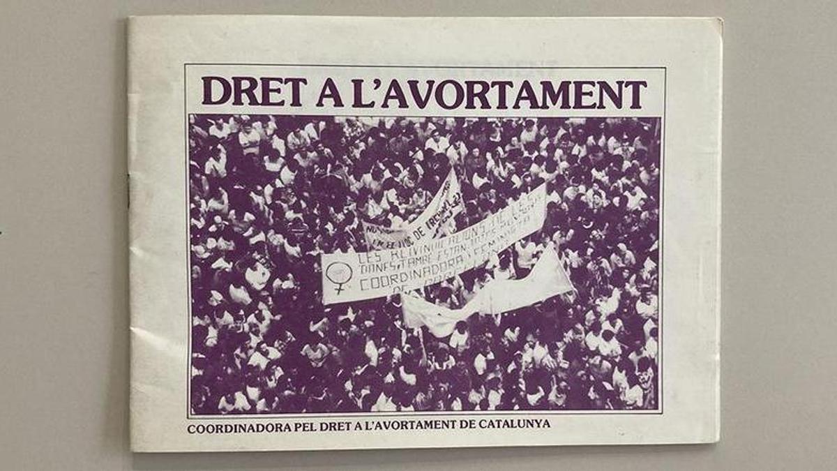 Un fullet sobre el dret a l'avortament, una lluita de fa 50 anys