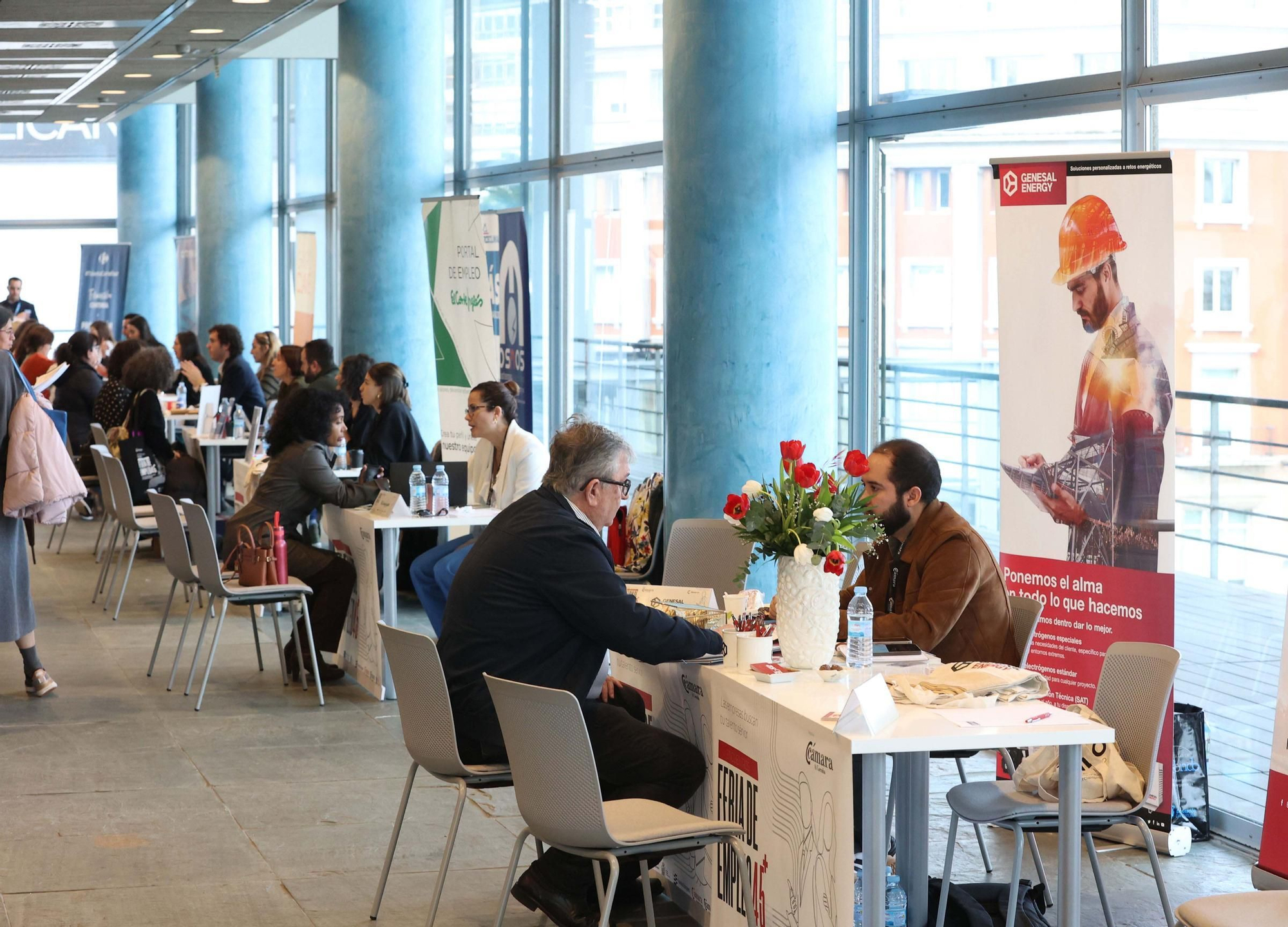 Feria de empleo Encontros 45+ en Palexco