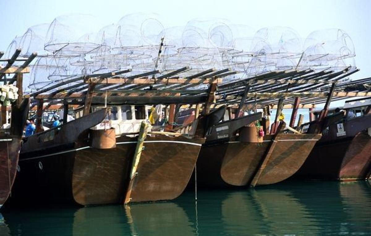 En el puerto antiguo se pueden ver los dhows o típicos barquitos de vela árabes de un solo mástil