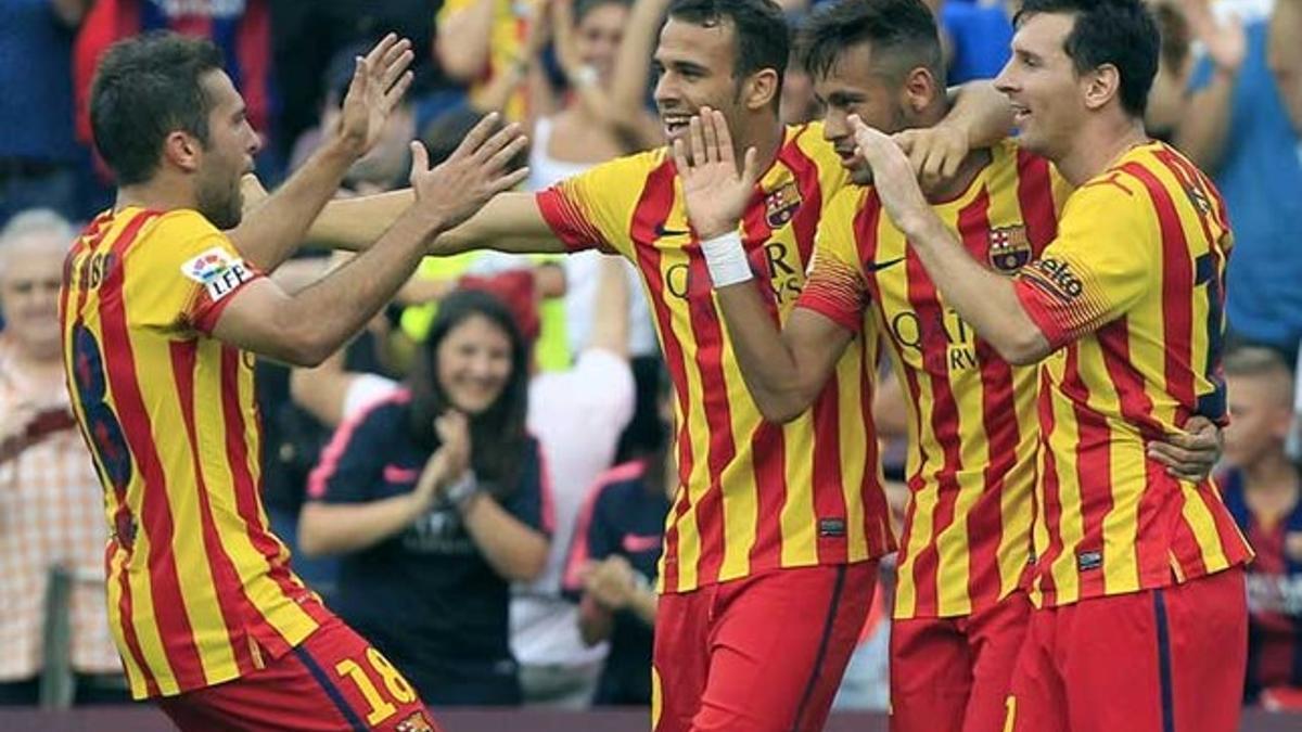 Neymar celebra con Alba, Munir y Messi su primer gol ante el Athletic Club