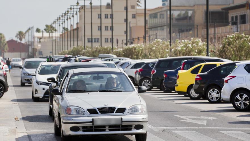 Bruselas obligará a los fabricantes de coches a reducir un 30 % sus emisiones