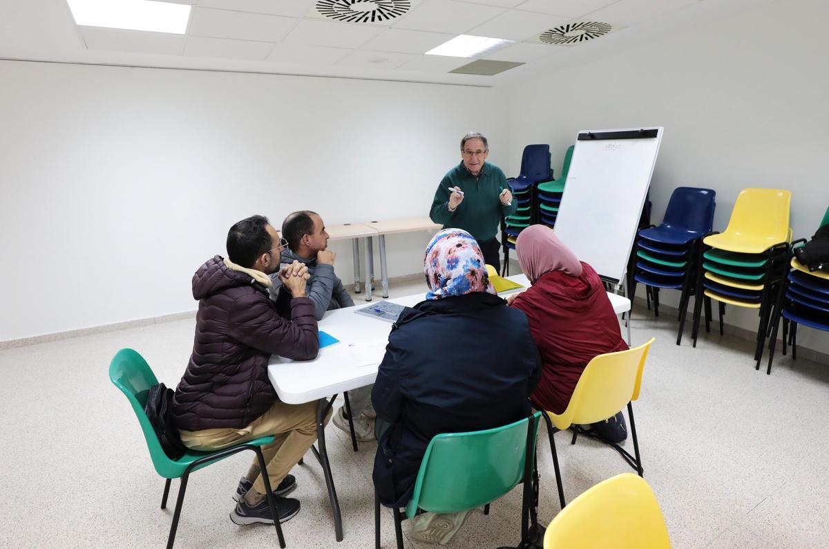 En los talleres sociolaborales se realizan itinerarios individuales.