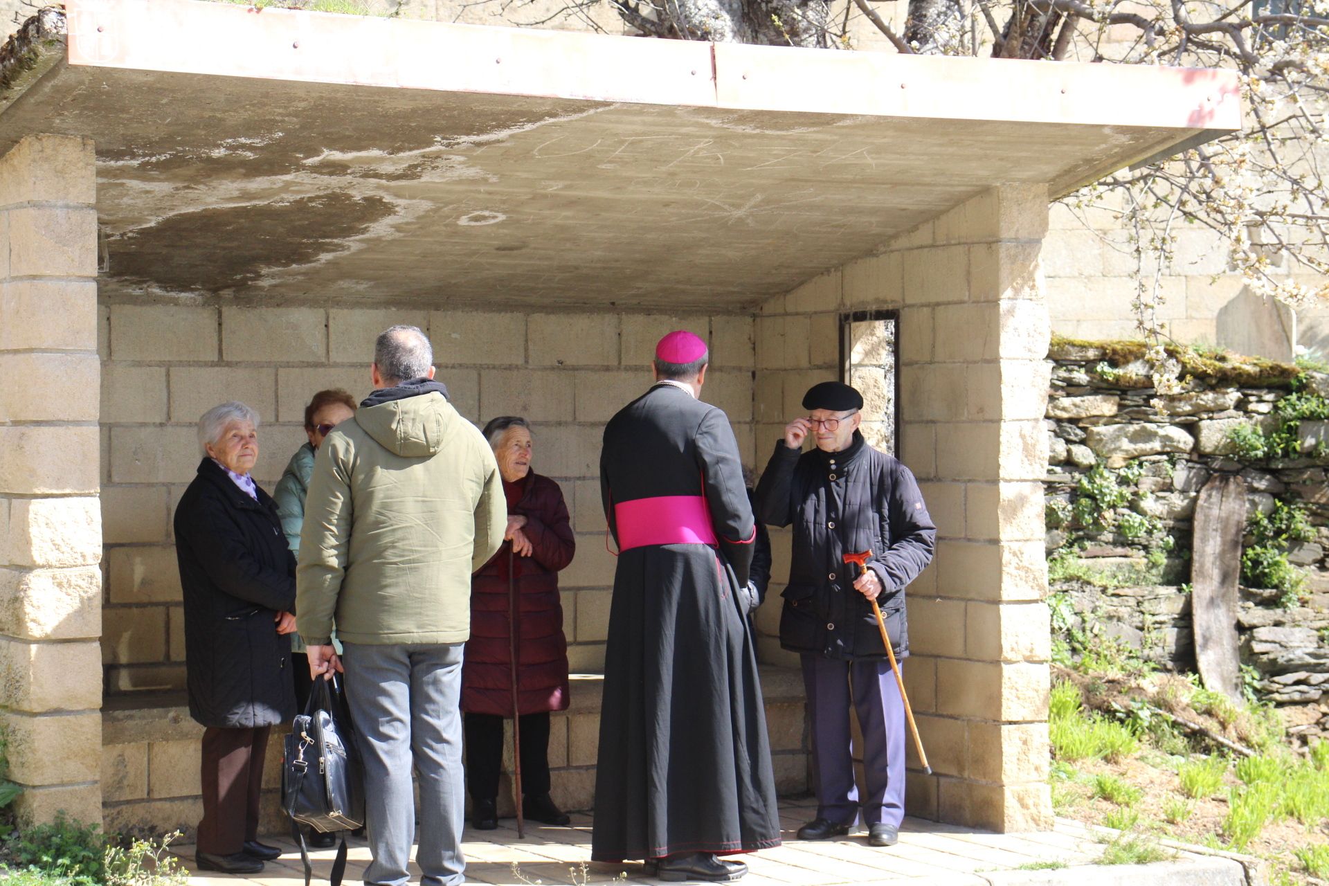 Obispo de Astorga en San Ciprián de Hermisende