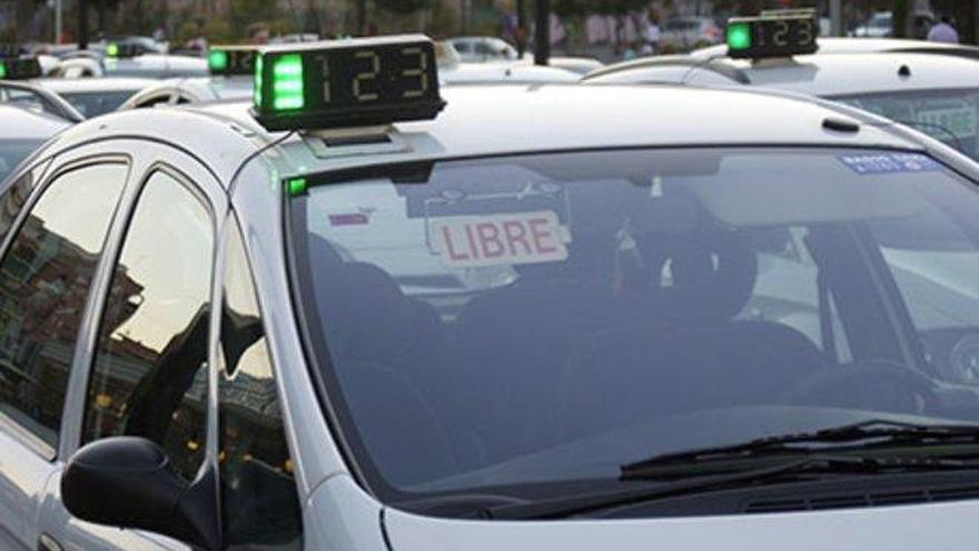 Un taxista drogado atropella a tres mujeres en el centro de Valencia