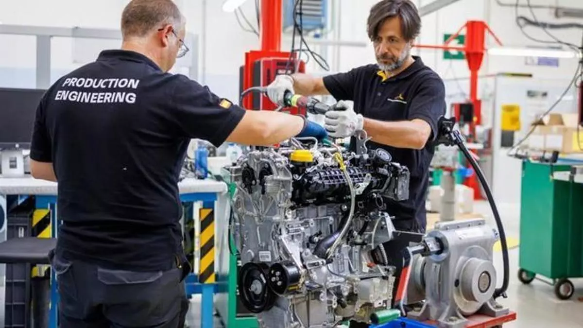 Renault liga su nuevo plan industrial en España al convenio colectivo