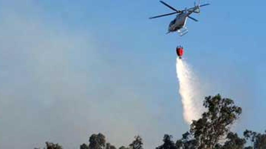 La Junta destina 11 millones para contratar helicópteros para la extinción de incendios