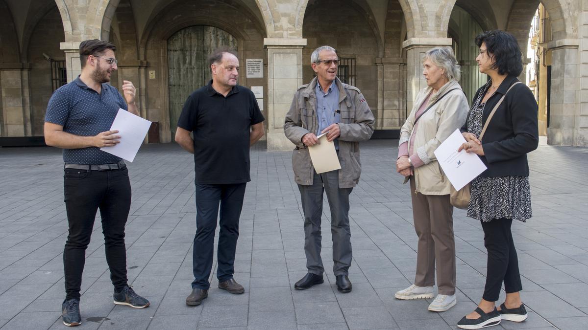 Representants de les associacions de comerciants i botiguers de Manresa