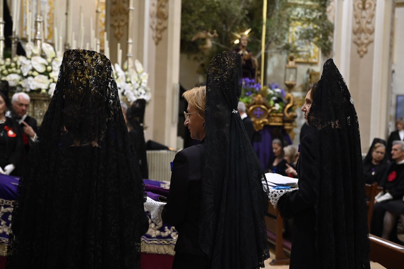 Galería de imágenes: Procesión del Santo Entierro en Castelló