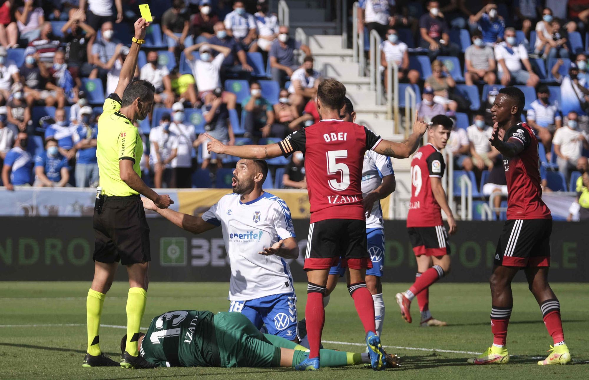 Encuentro entre el CD Tenerife y el Mirandés