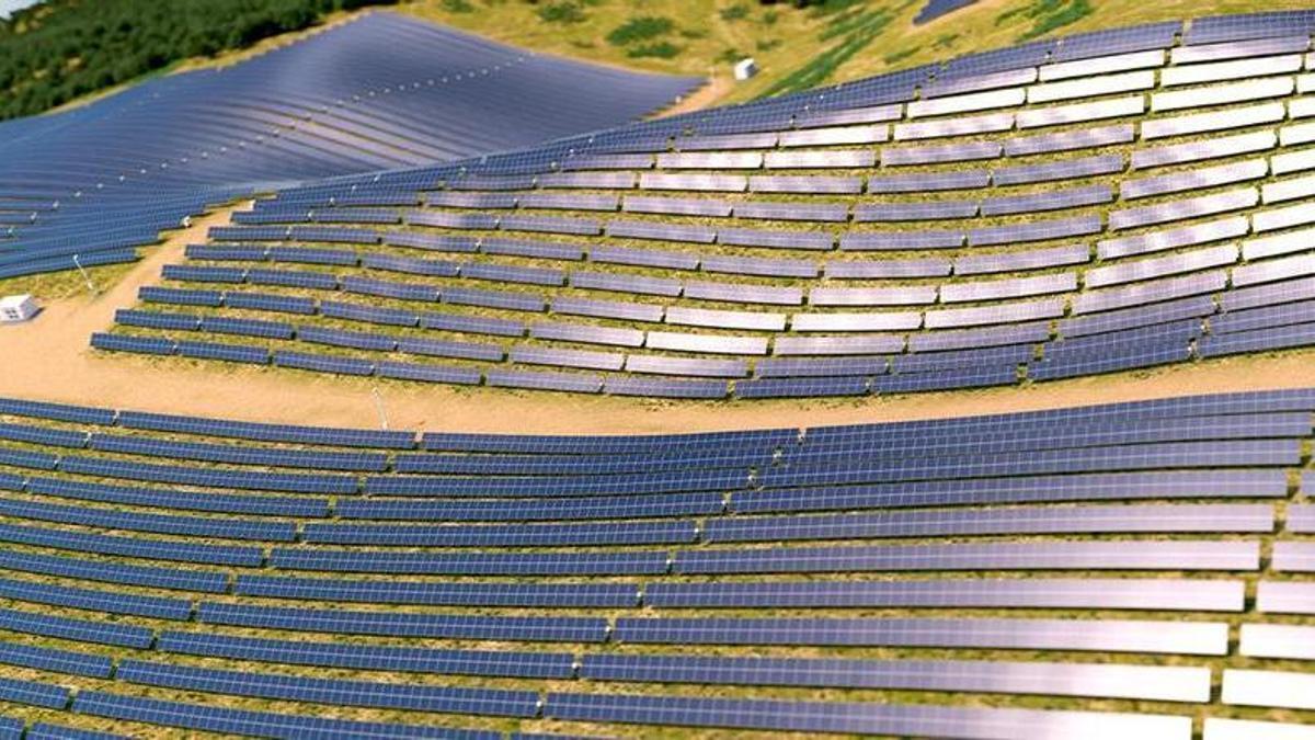 Parque solar de Gonvarri Solar Steel en un terreno irregular.