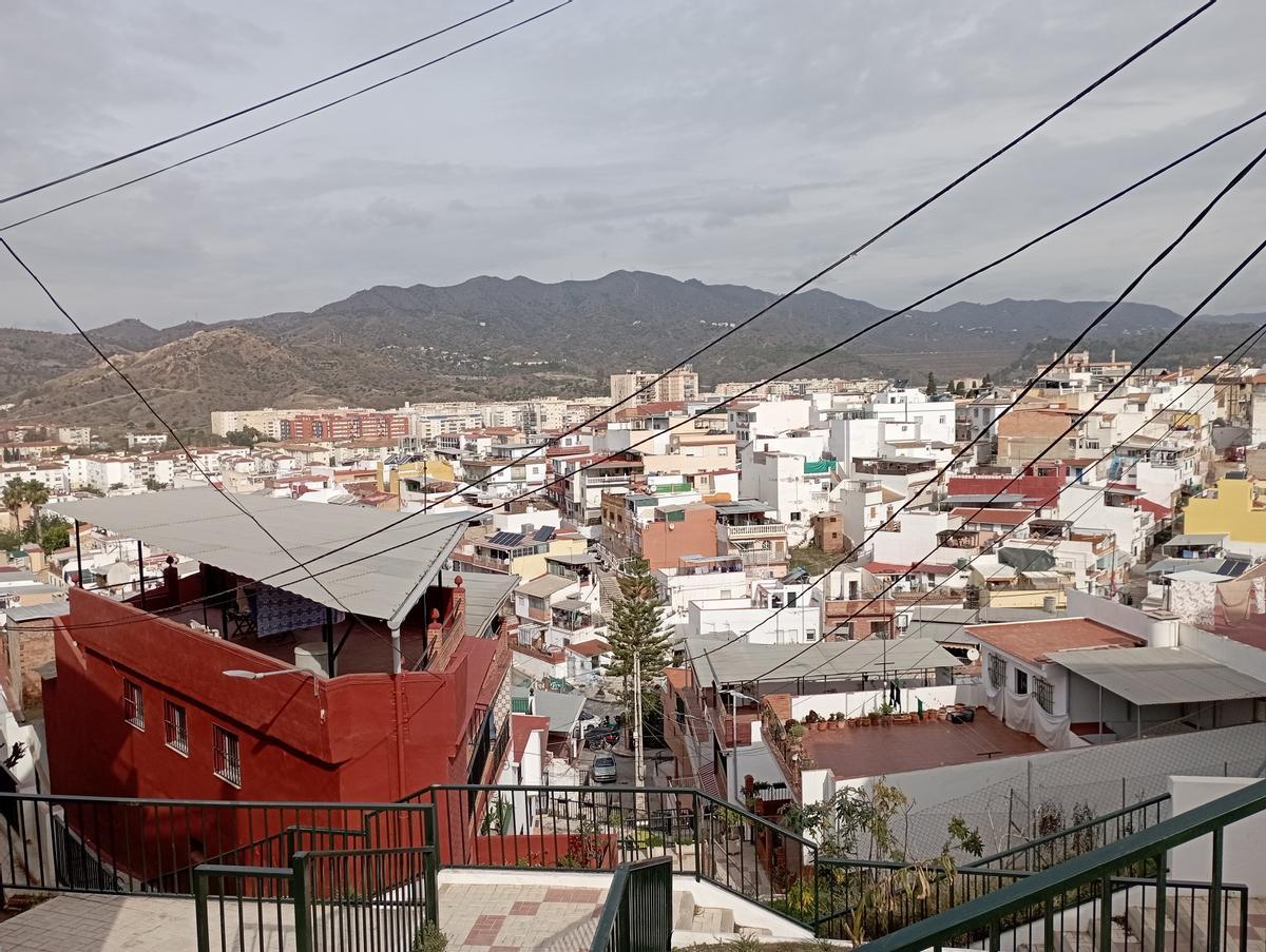 Mirador de Mangas Verdes y su cableado.