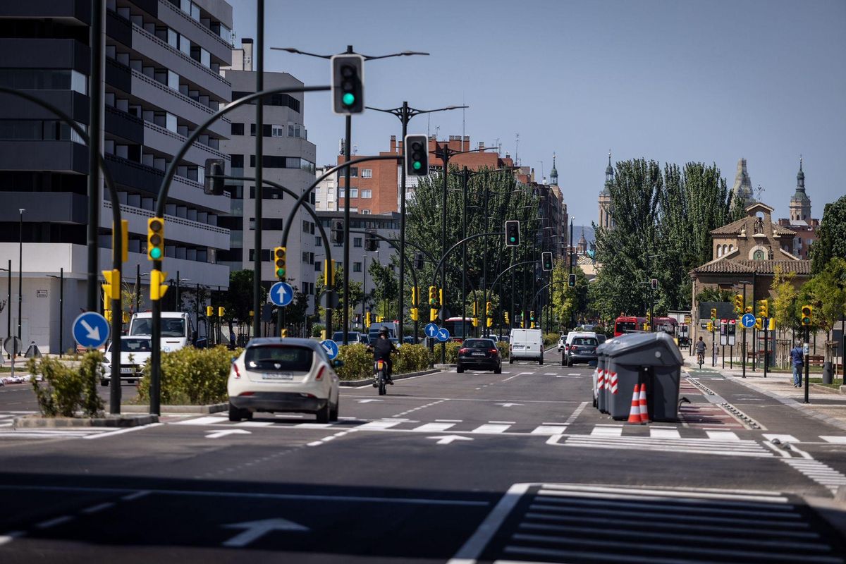 Aspecto de la avenida Cataluña de Zaragoza, este jueves.