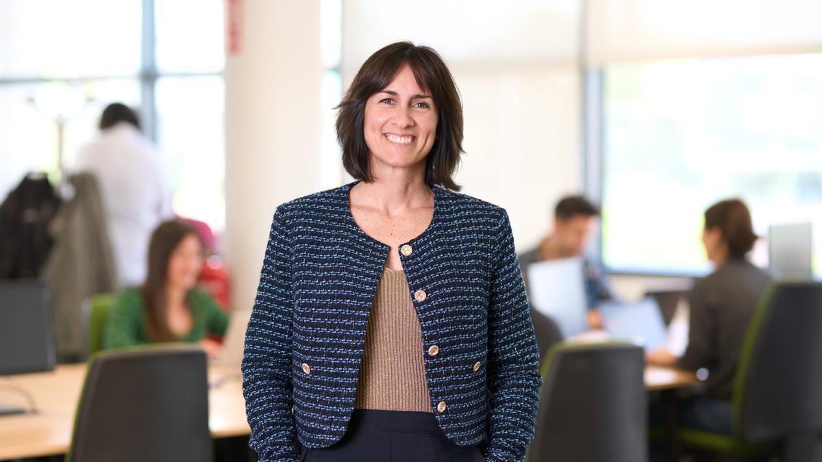 La directora general de Feníe Energía, Paula Román.