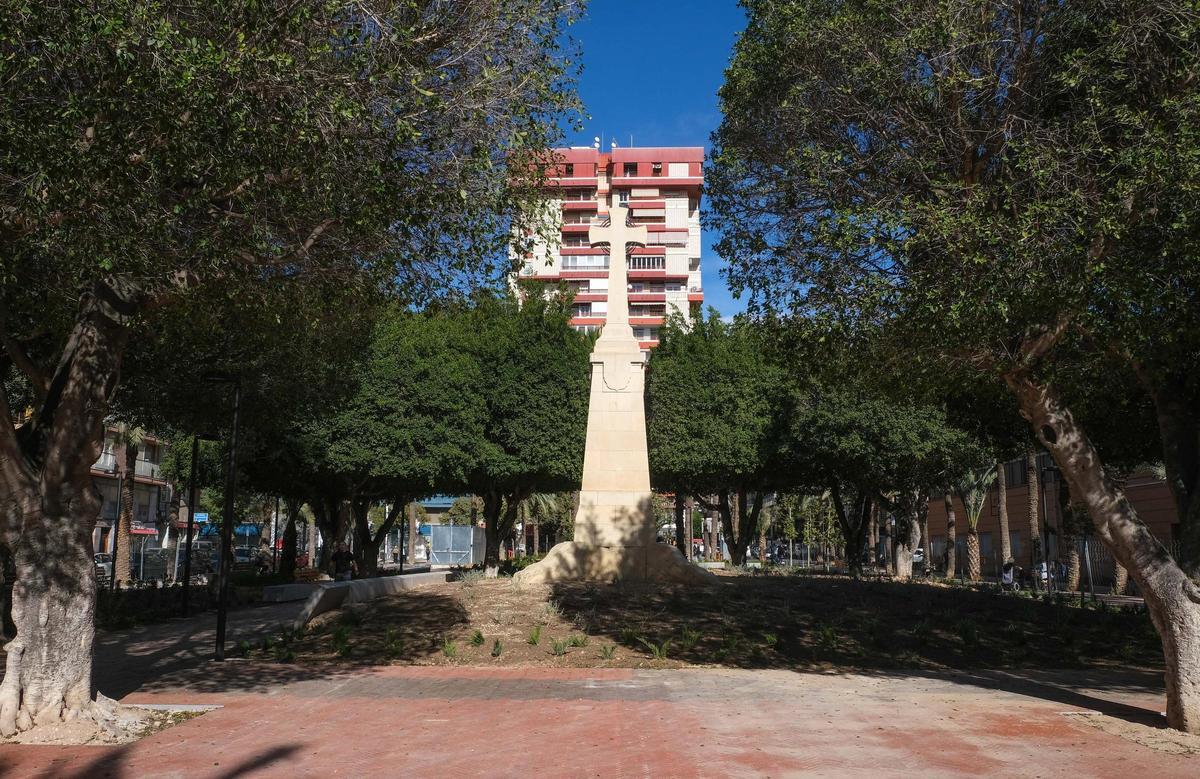 El PP de Elche asegura que "el PSOE deja de lado a la familia de Ramón Pastor" en la inauguración del Paseo de Germanías