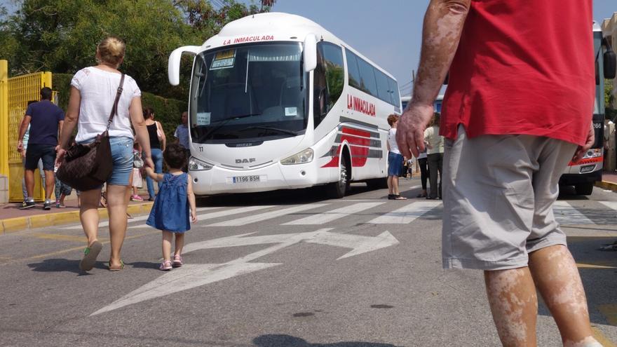 El Ayuntamiento de Torrevieja indemnizará con un millón de euros el impago del transporte escolar de 2014/2015