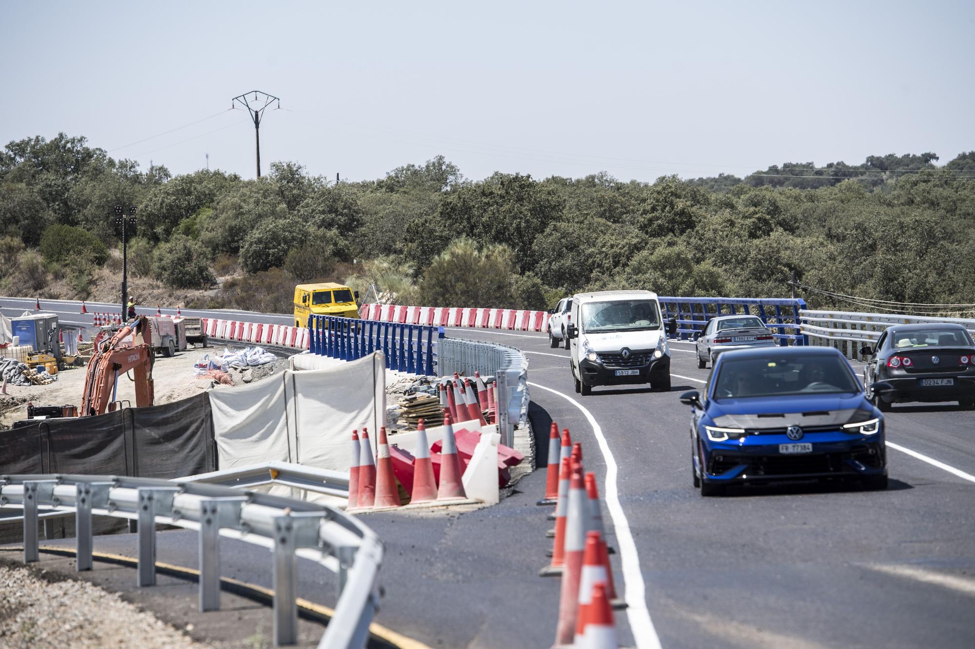 El nuevo puente de la N-523 entre Cáceres y Badajoz ya está abierto al tráfico