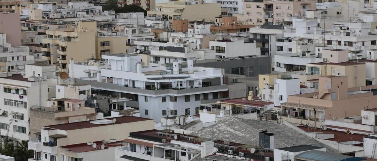Vista general de viviendas en Ibiza.
