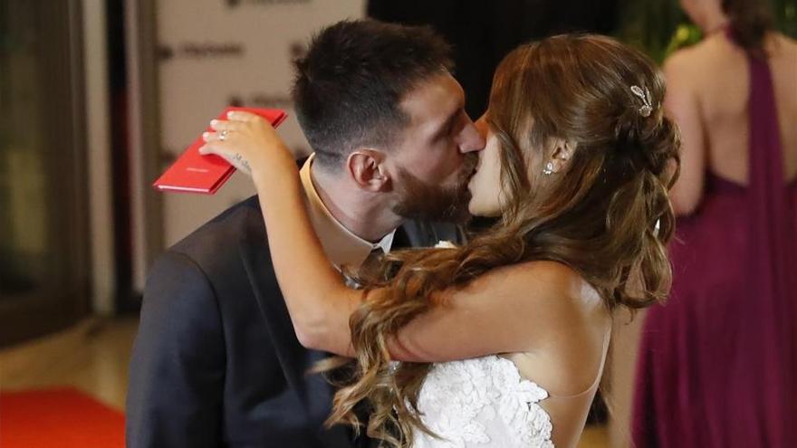 Los invitados de la boda de Messi donaron solo 9.500 euros a una oenegé