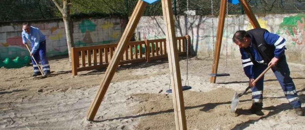 Actuaciones en el colegio lalinense de Vilatuxe. // Bernabé