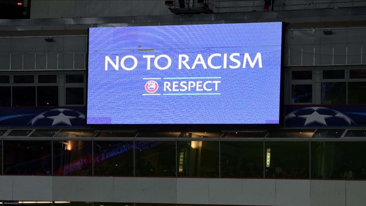 La UEFA tiene claro que los comportamientos racistas no son bienvenidos