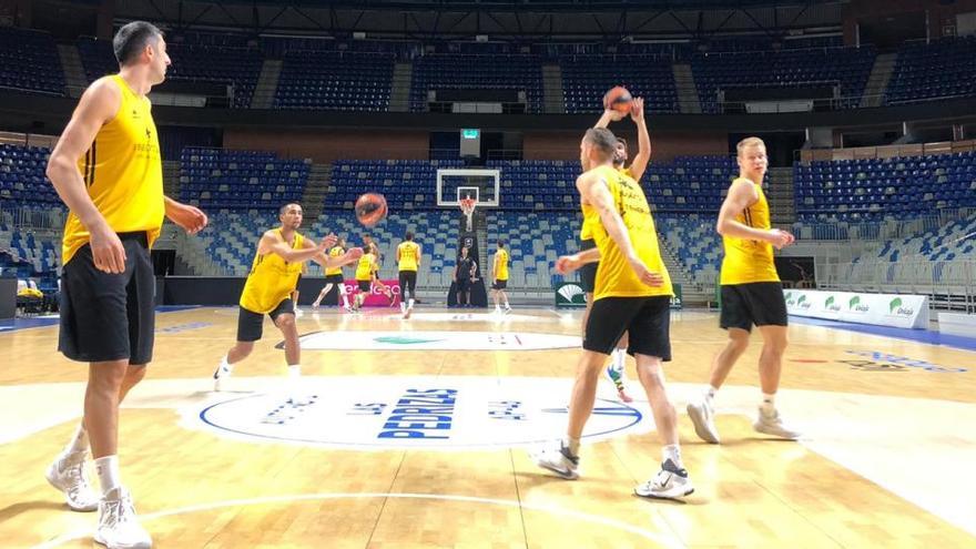 Entrenamiento del Iberostar en el Martín Carpena.