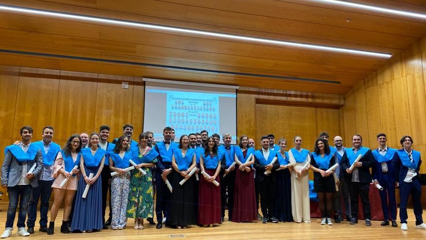 Graduados 38 alumnos del Conservatorio Superior de Vigo