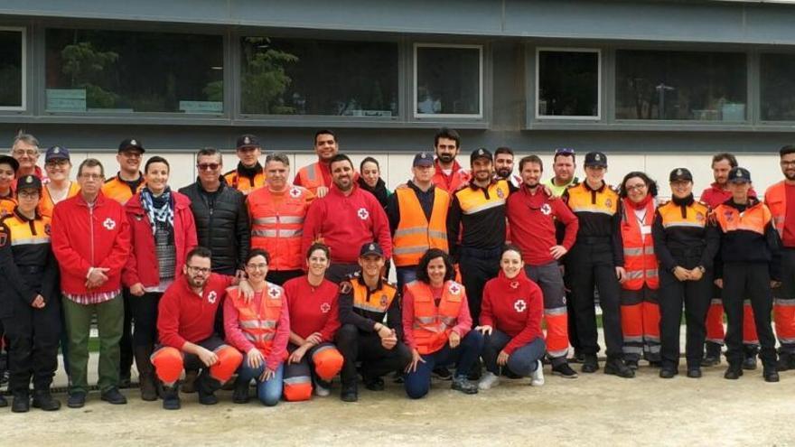 Imagen de los voluntarios y voluntarias que han participado en el curso de formación