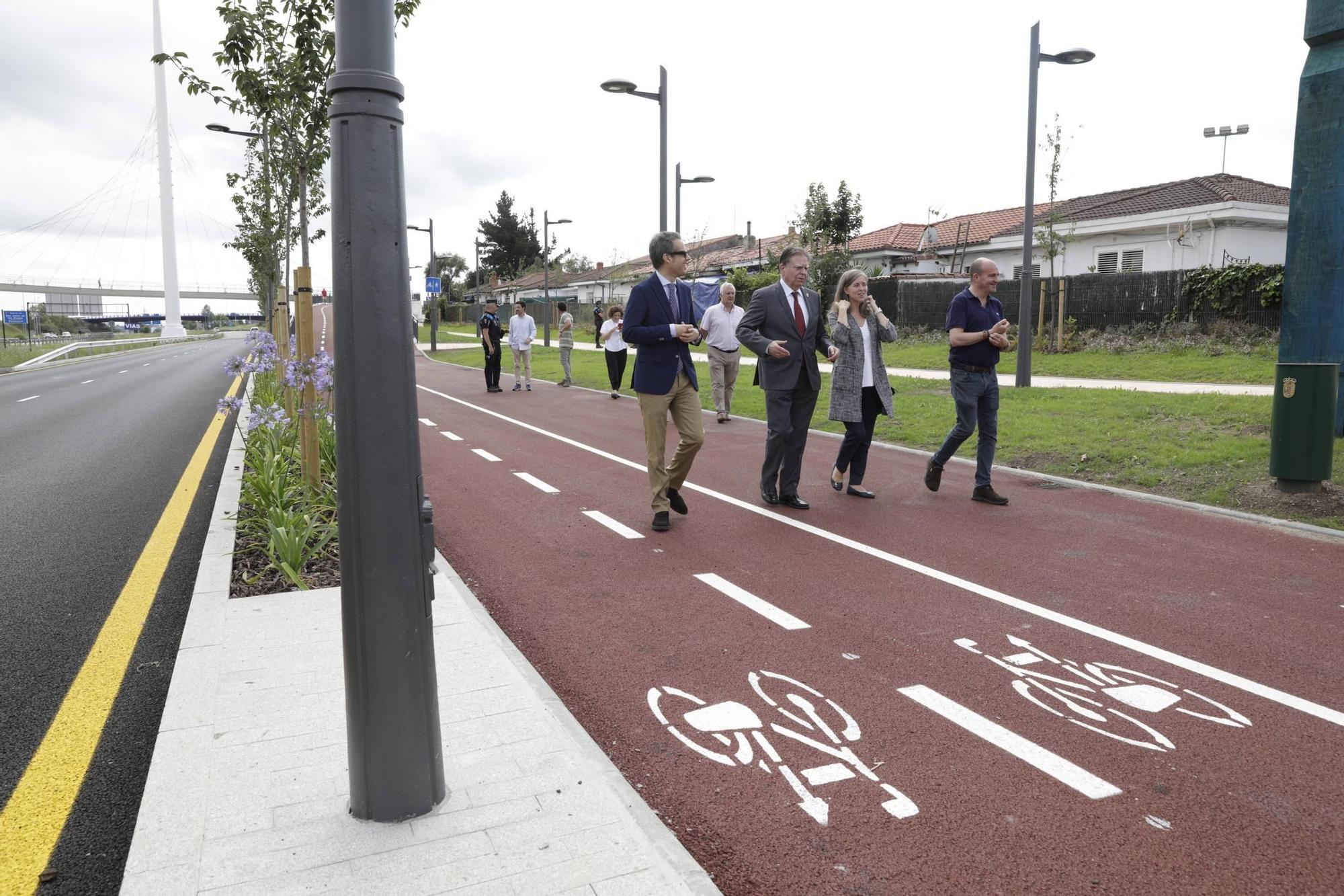 Inauguración del parque lineal de entrada a Oviedo por la "Y"