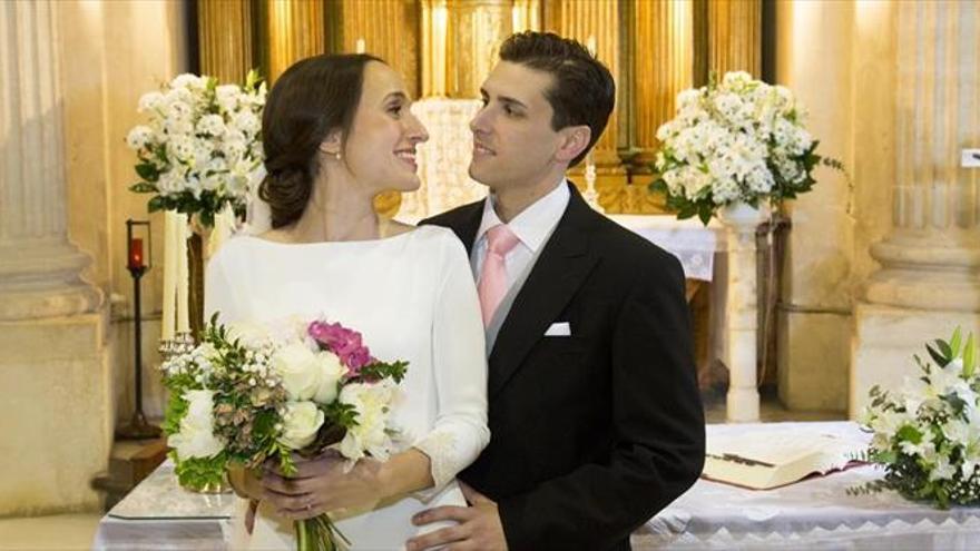 La boda de Elena y José Luis en la capilla del Santa Victoria