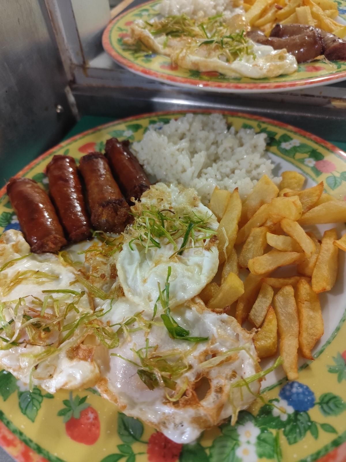 Un almuerzo del restaurante.