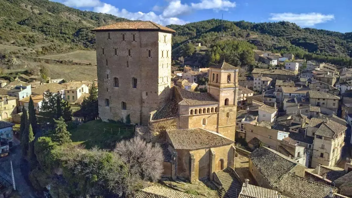 Lo llaman el secreto medieval de las Cinco Villas: el pueblo más infravalorado de España es también uno de los más bonitos