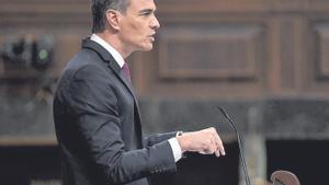 El presidente del Gobierno, Pedro Sánchez, interviene en el Congreso durante un pleno el pasado mes de abril. 