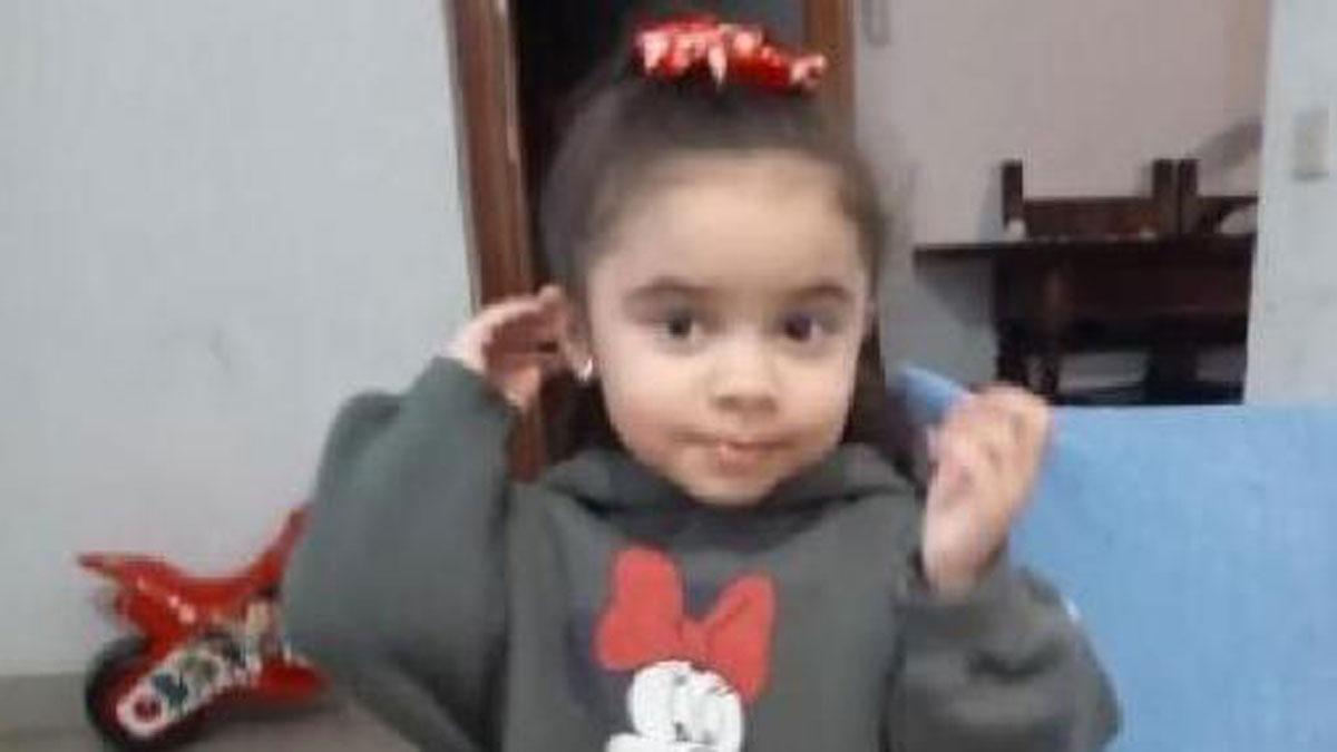Denuncia que la mare de la seva filla de 2 anys se l’ha endut a Colòmbia Denuncia que la mare de la seva filla de 2 anys se l’ha endut a Colòmbia