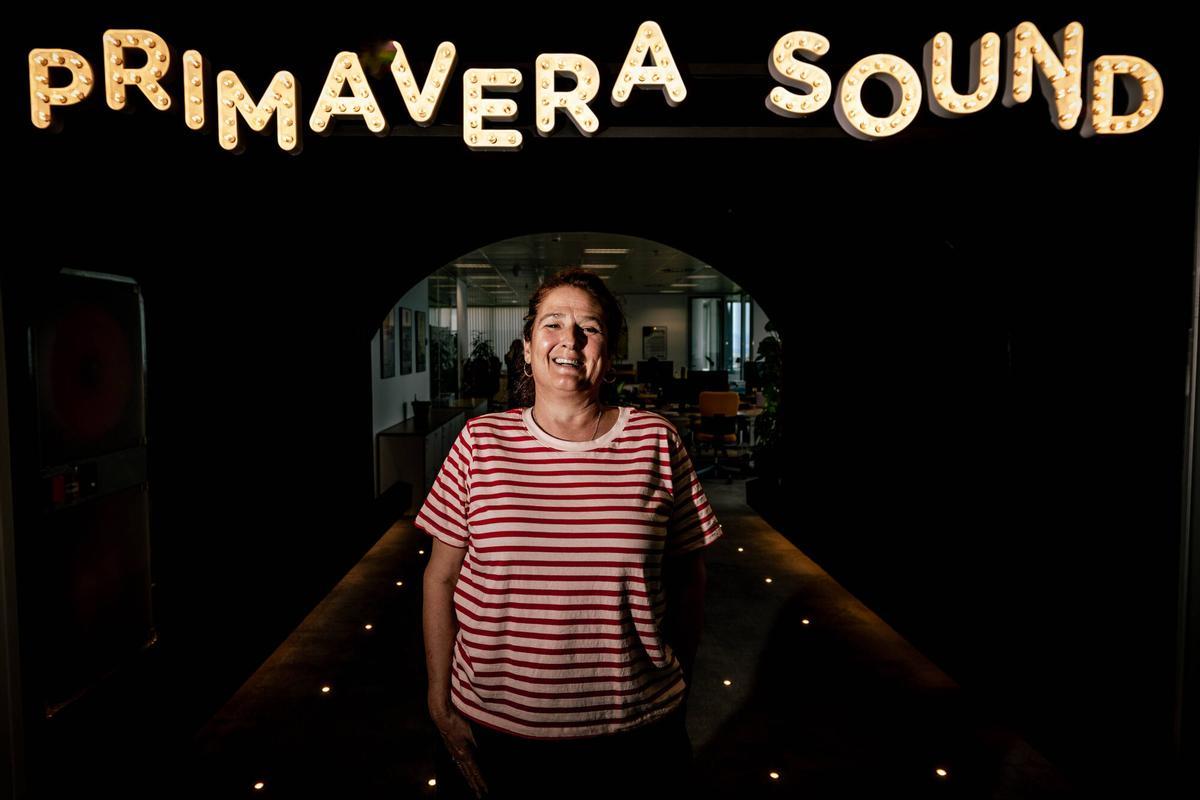¿En què consisteix la feina d’un ‘host’ en un festival de música? «Un artista ens va demanar cadells per relaxar-se»