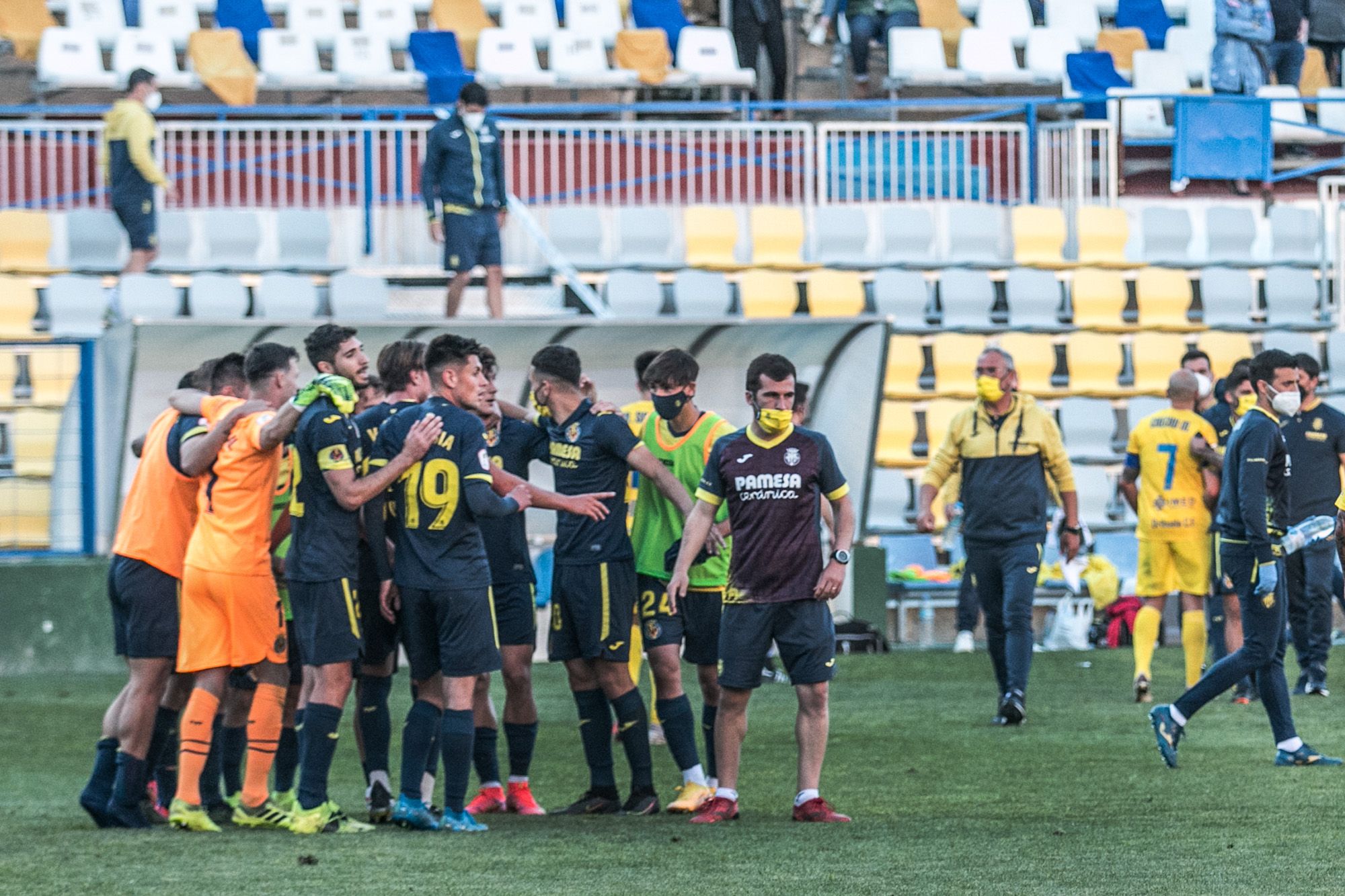 El Orihuela cae por 2-4 en un partido vibrante ante el Villarreal B