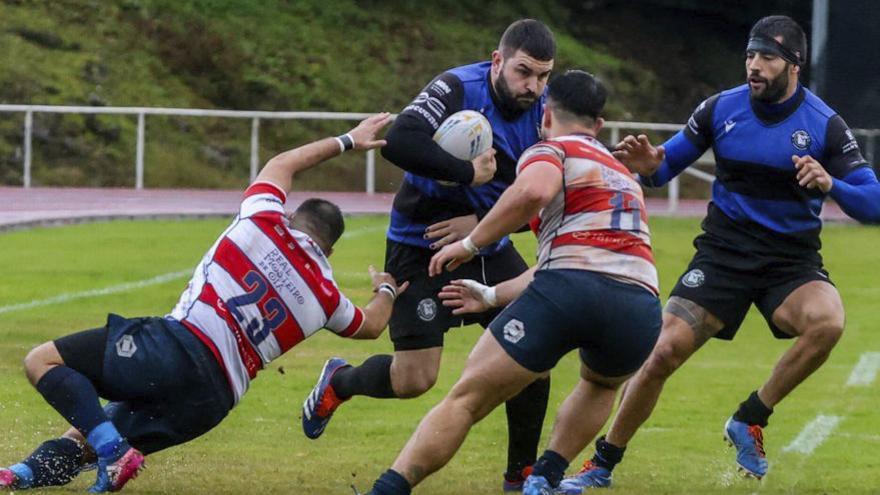 Una acción del partido ante los vigueses. |  Iñaki Abella