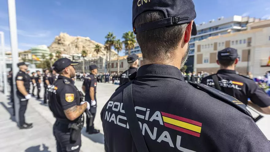La Policía Nacional celebra en Alicante la festividad de los Ángeles Custodios