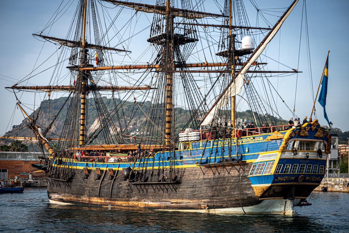 El Götheborg de Suecia, el velero más grande del mundo, recala en Barcelona