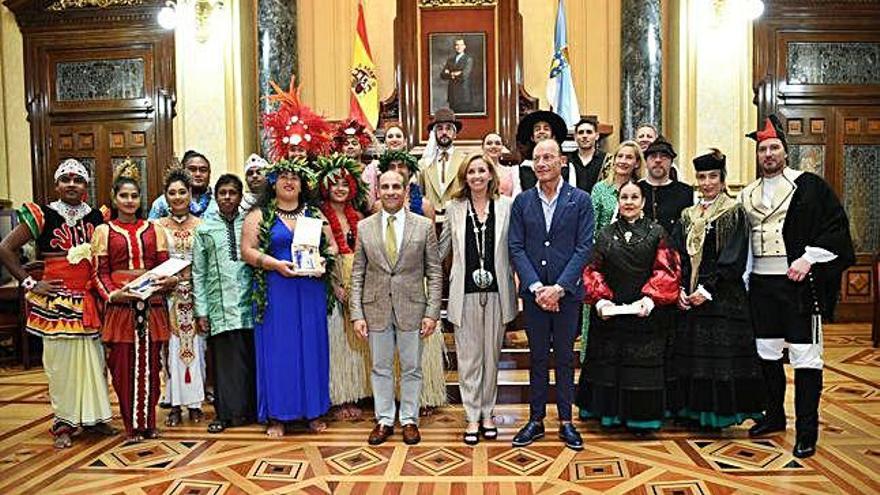 El Folclore Internacional, en el Ayuntamiento