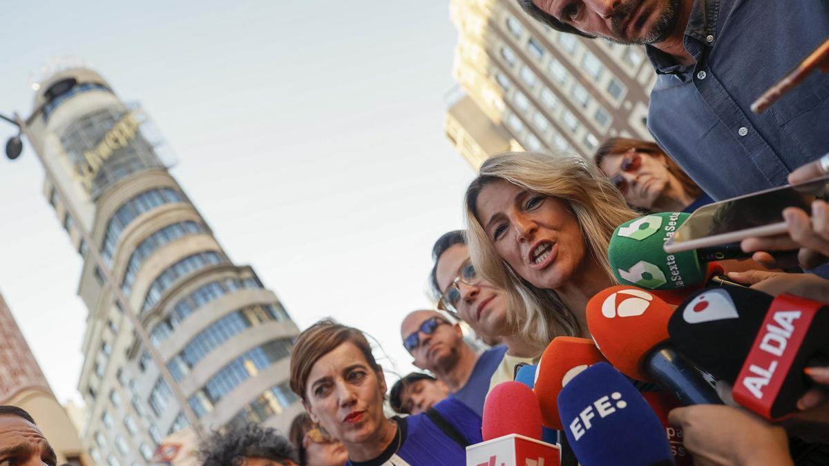 Yolanda Díaz, en la concentración de apoyo a las jugadoras de la selección femenina.